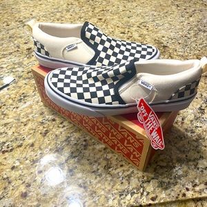Brand New Youth Checkered Slip On Vans
